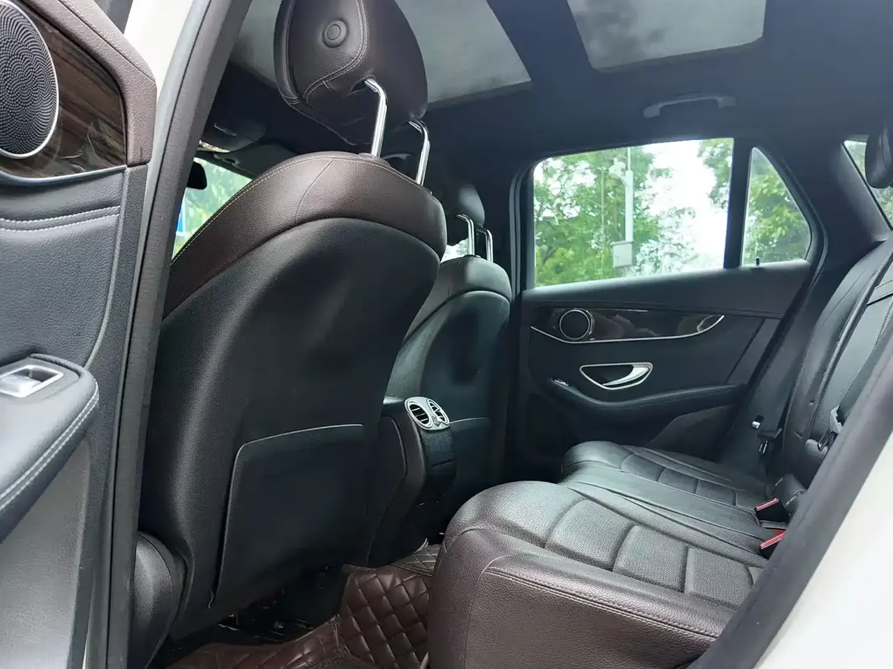 Mercedes-Benz GLC 2017 GLC 260 4MATIC Dynamic фото 10