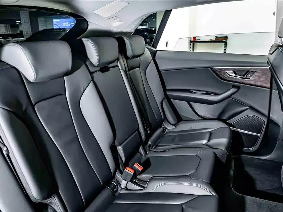 Audi Q8 2021 Model 55 TFSI Luxury Dynamic фото 23