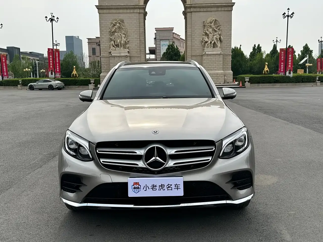 Mercedes-Benz GLC 2019 GLC 300 L 4MATIC Dynamic фото 2