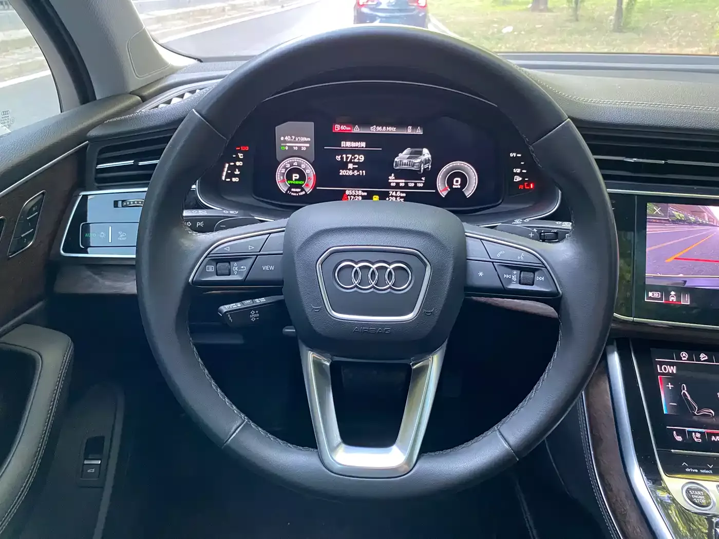 Audi Q7 2023 55 TFSI quattro S line Sport фото 13