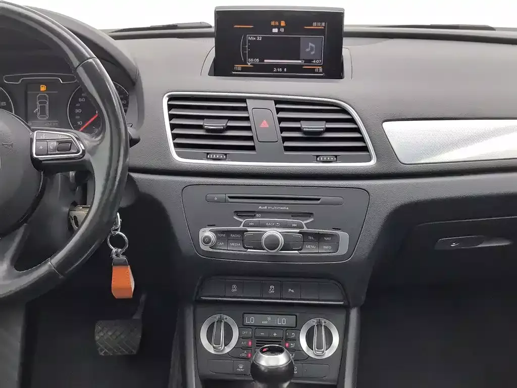 Audi Q3 2016 30 TFSI Heritage Edition Comfort фото 12
