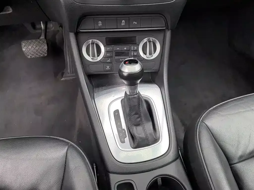 Audi Q3 2016 30 TFSI Heritage Edition Comfort фото 13