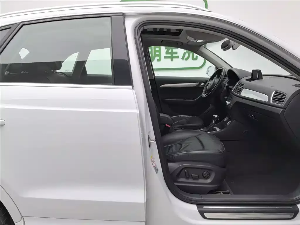 Audi Q3 2016 30 TFSI Heritage Edition Comfort фото 23