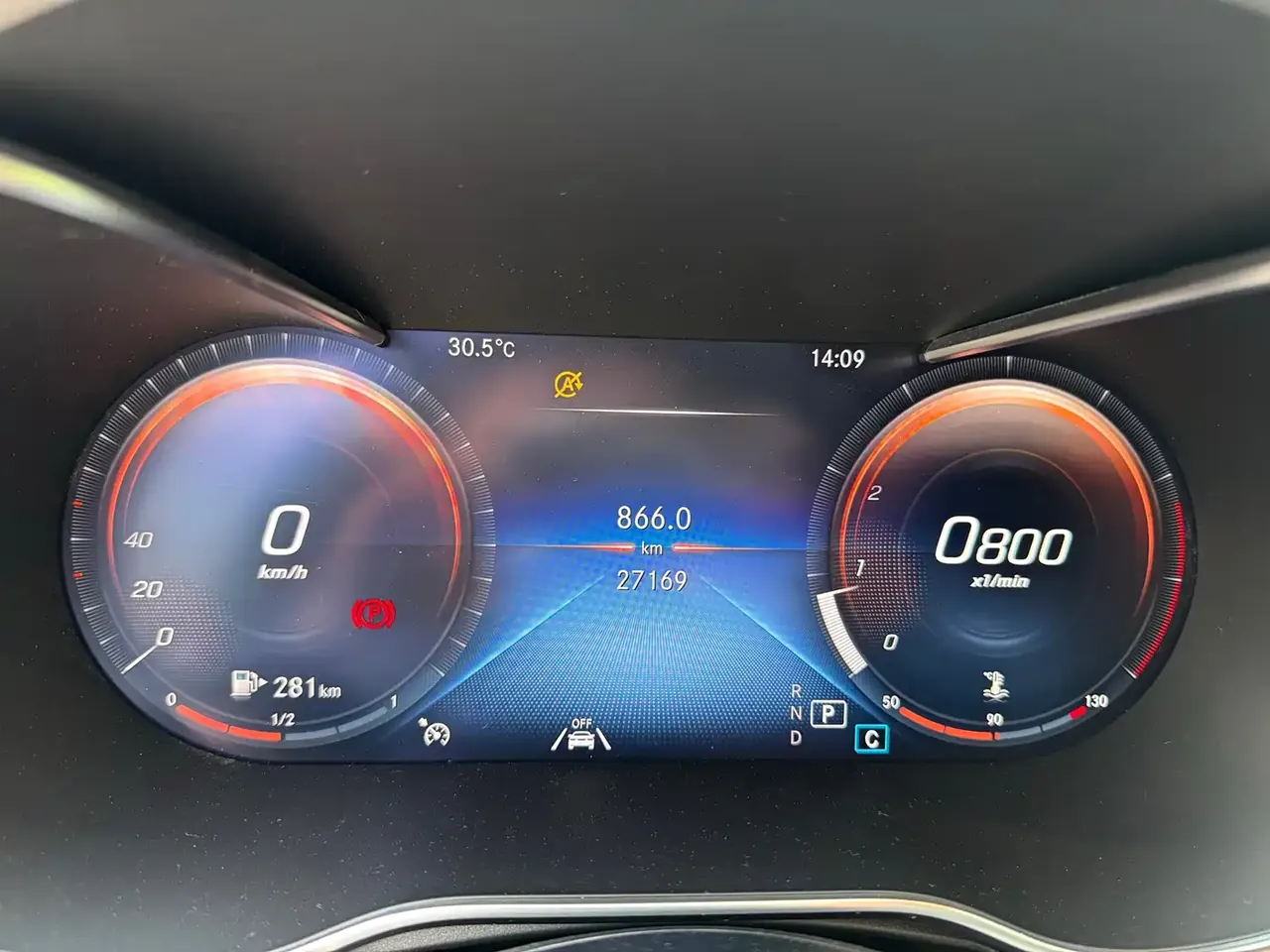 Mercedes-Benz GLC Coupe 2021 GLC 300 4MATIC Coupe SUV фото 10