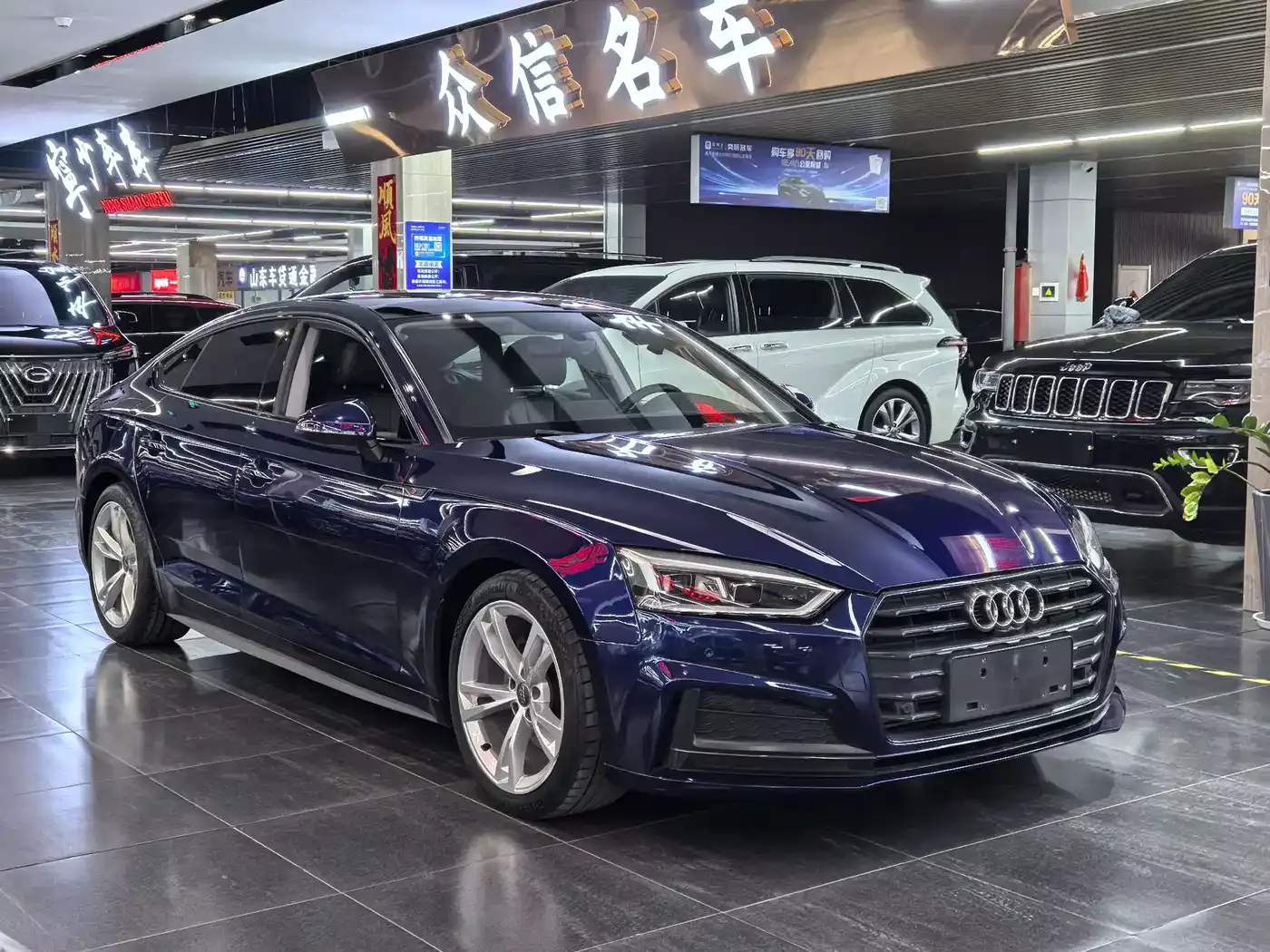 Audi A5 (Import) 2019 Sportback 40 TFSI Fashion фото 3