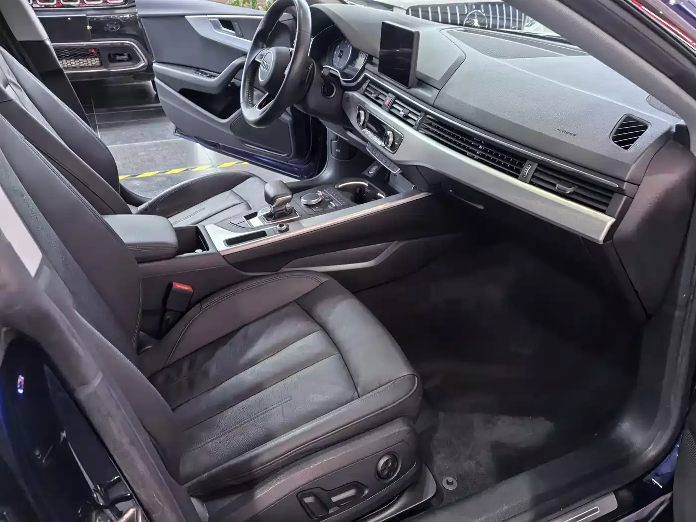 Audi A5 (Import) 2019 Sportback 40 TFSI Fashion фото 12