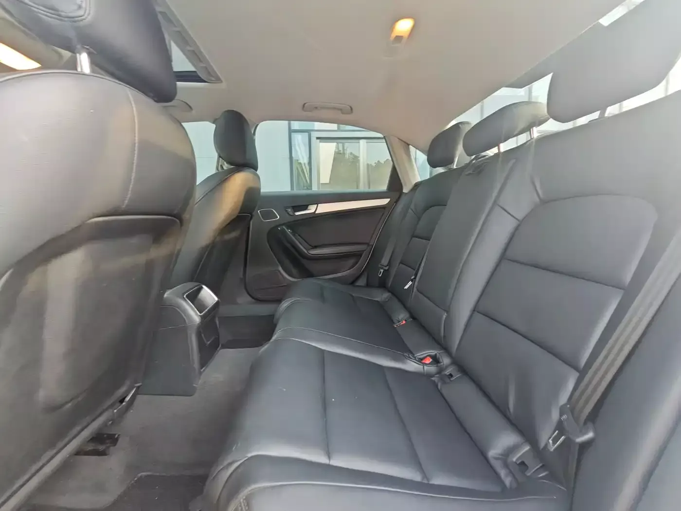 Audi A4L 2015 35 TFSI Auto Standard фото 6