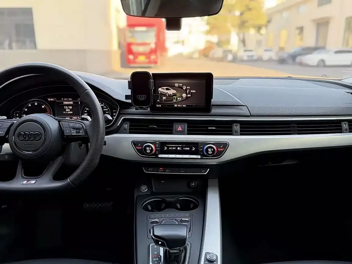 Audi A5 (Import) 2017 Sportback 40 TFSI Fashion фото 8