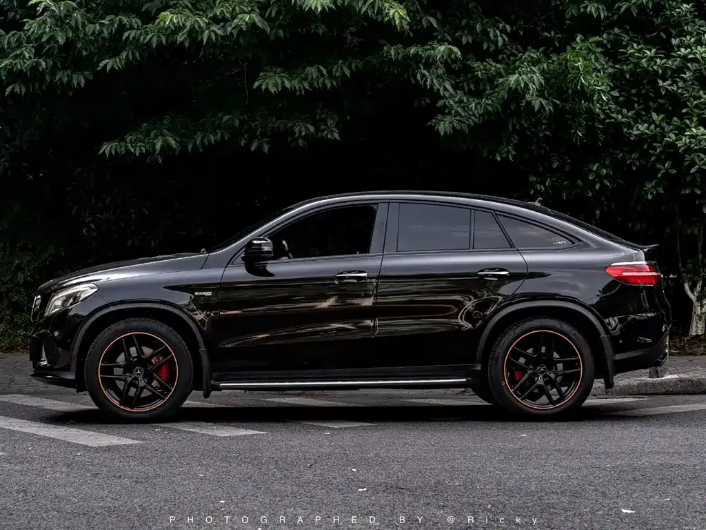 Mercedes-Benz GLE Coupe AMG 2018 Model AMG GLE 43 4MATIC Coupe SUV Phantom Orange Special Edition фото 2