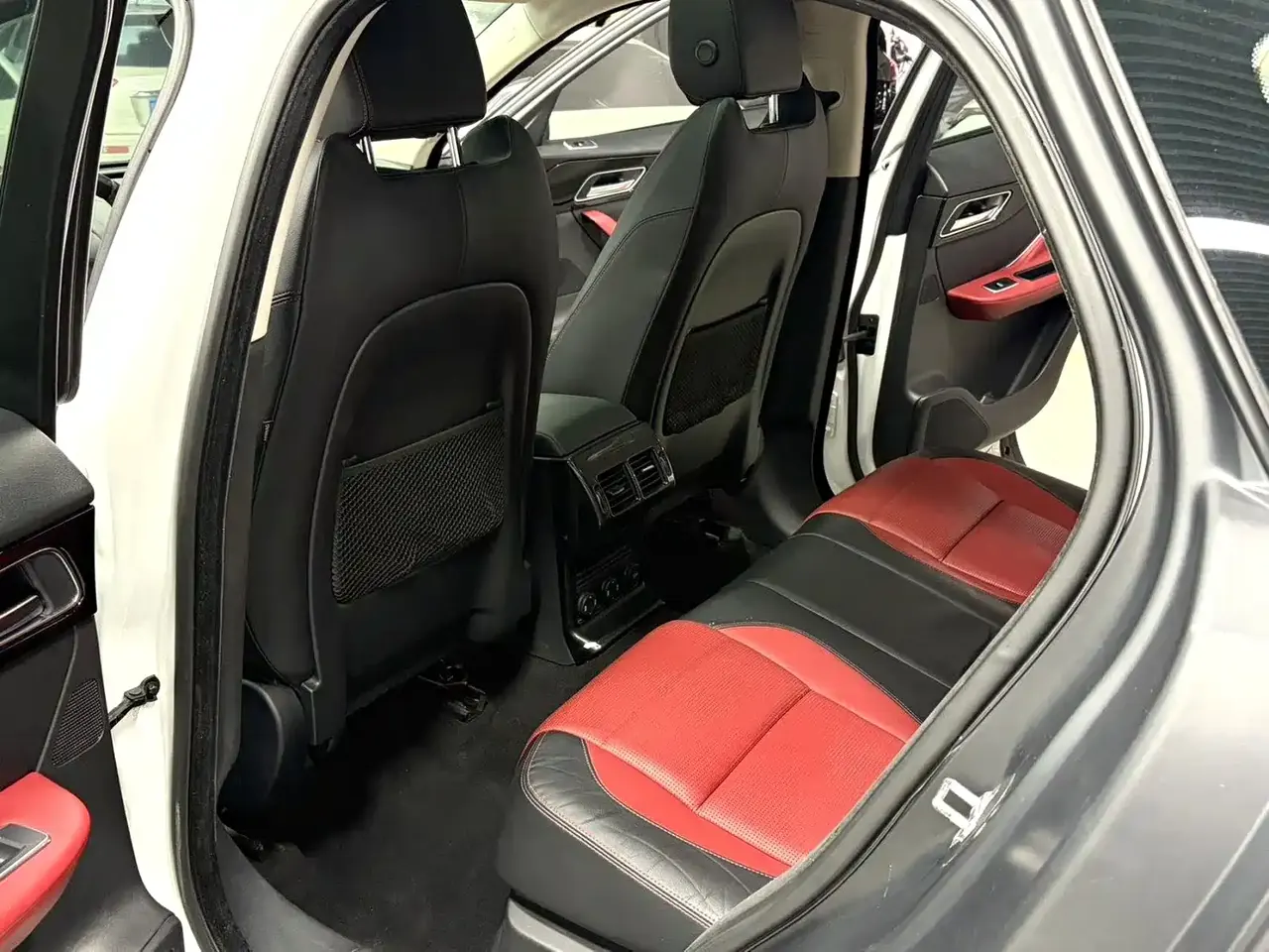 Jaguar F-PACE 2016 3.0 SC 4WD R-Sport фото 5