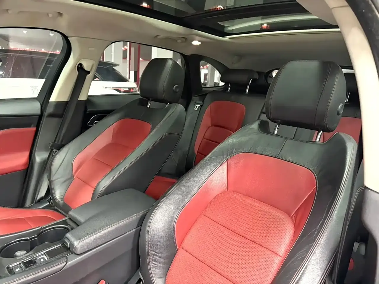 Jaguar F-PACE 2016 3.0 SC 4WD R-Sport фото 11
