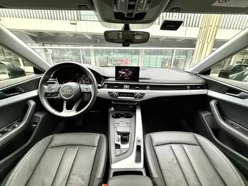 Audi A5 (Import) 2019 Sportback 40 TFSI Fashion фото 5