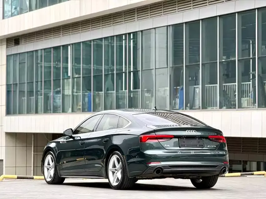 Audi A5 (Import) 2019 Sportback 40 TFSI Fashion фото 9