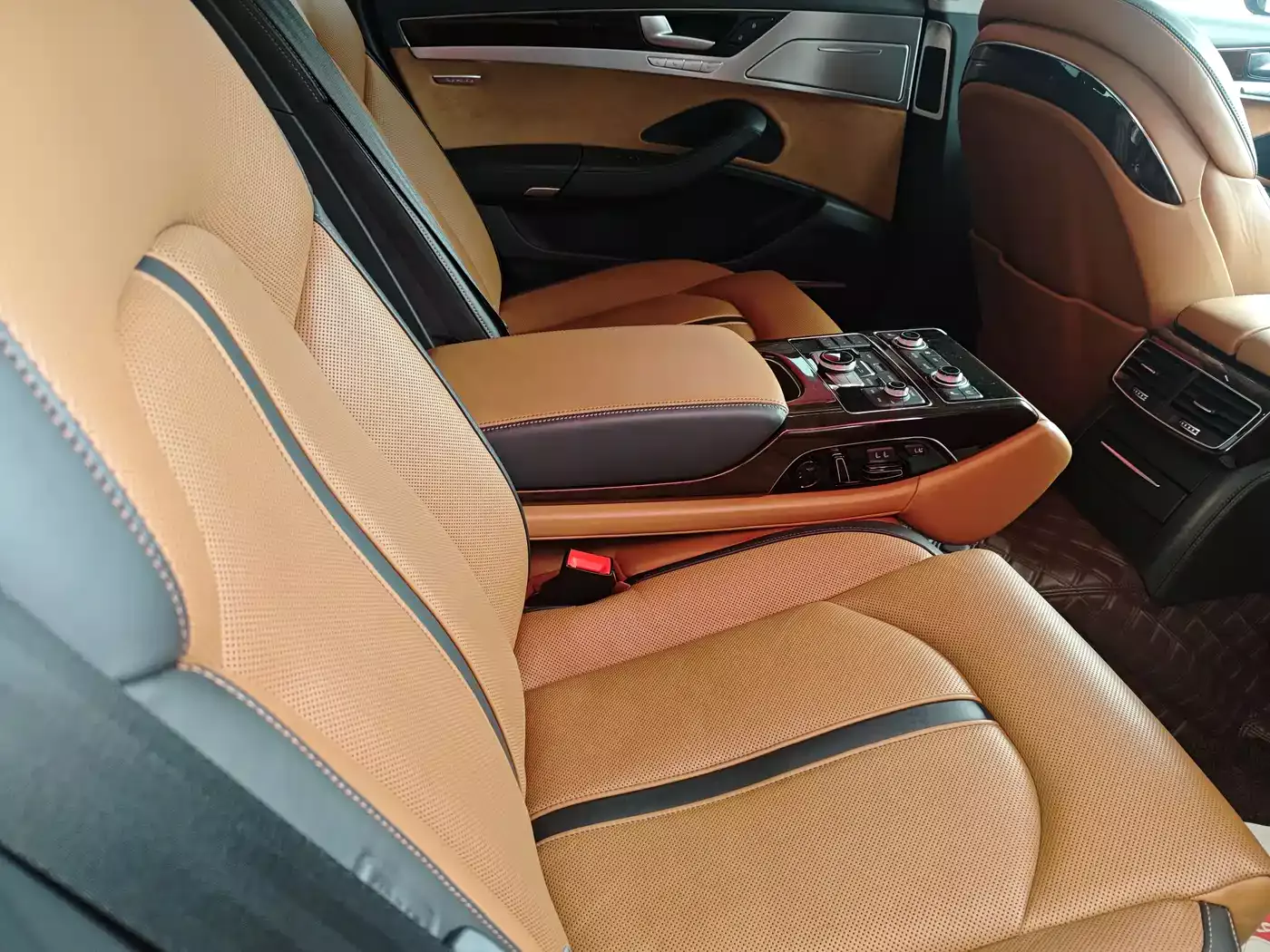 Audi A8 2017 A8L 45 TFSI quattro Luxury фото 8