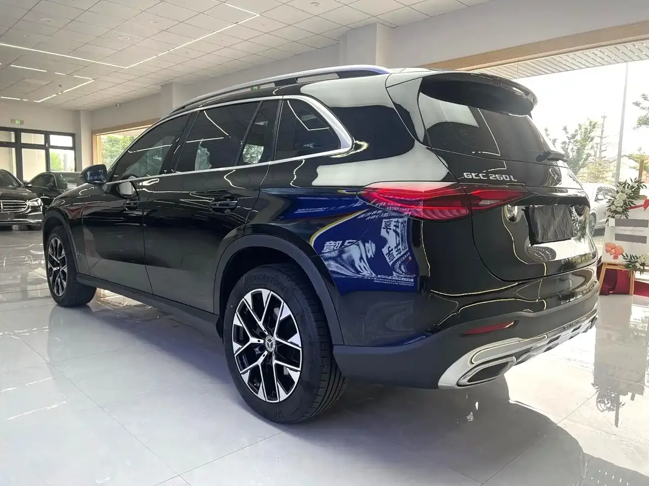 Mercedes-Benz GLC 2023 GLC 260 L 4MATIC Sport 5-seater фото 3
