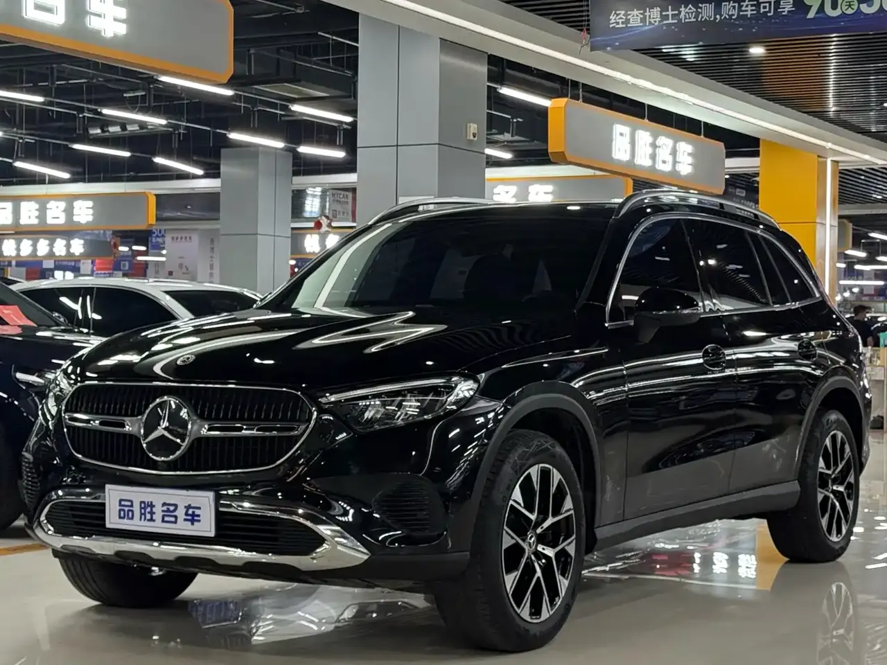 Mercedes-Benz GLC 2023 GLC 260 L 4MATIC Sport 5-seater