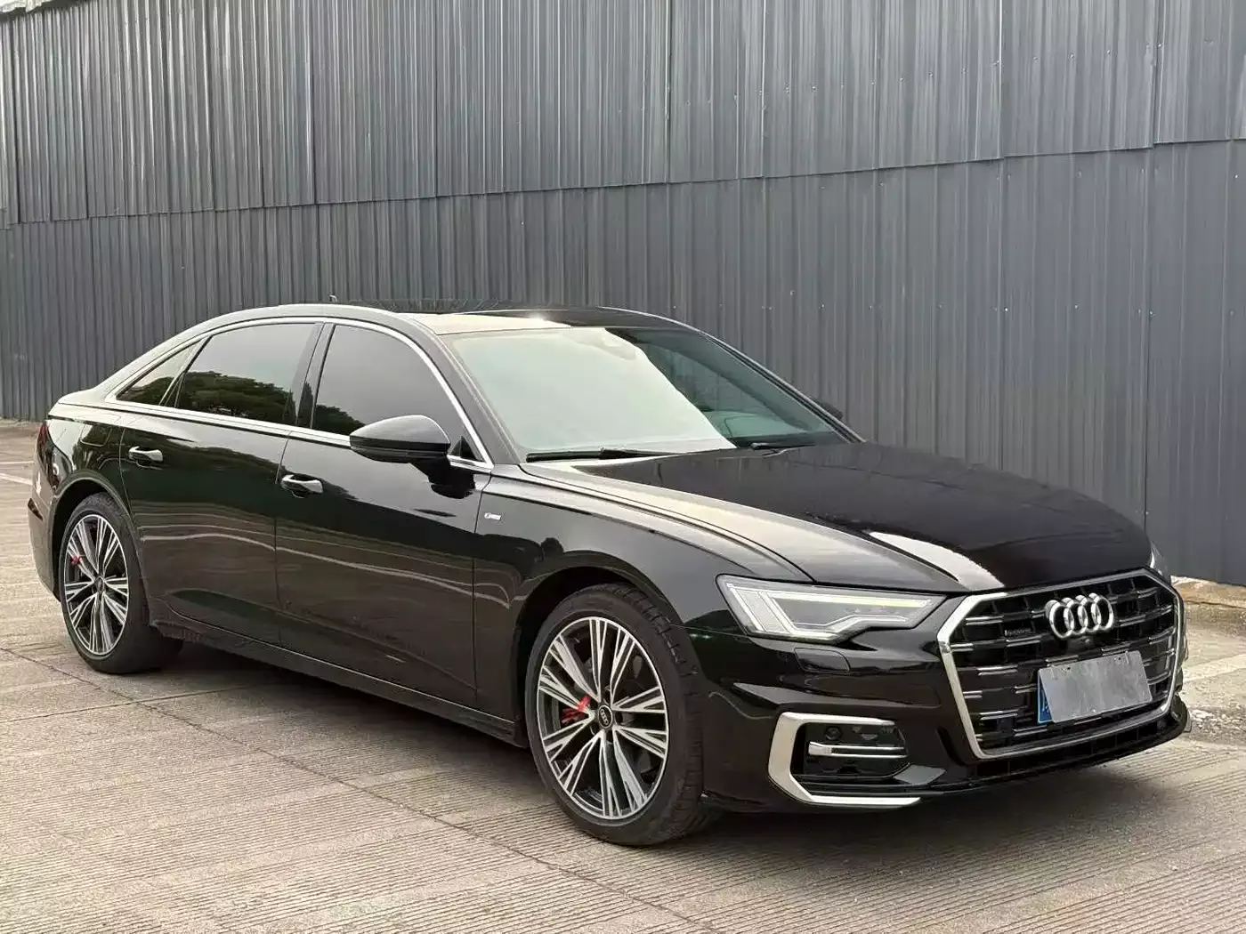 Audi A6L 2024 45 TFSI quattro Premium Dynamic фото 3