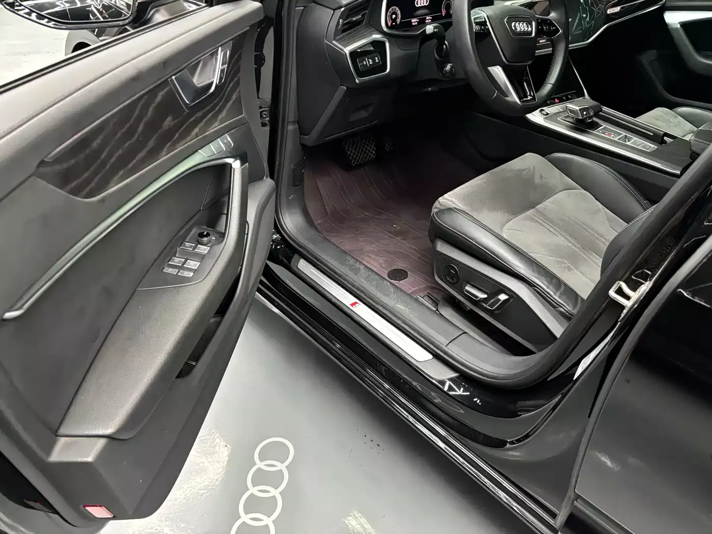 Audi A6L 2024 45 TFSI quattro Premium Dynamic фото 4