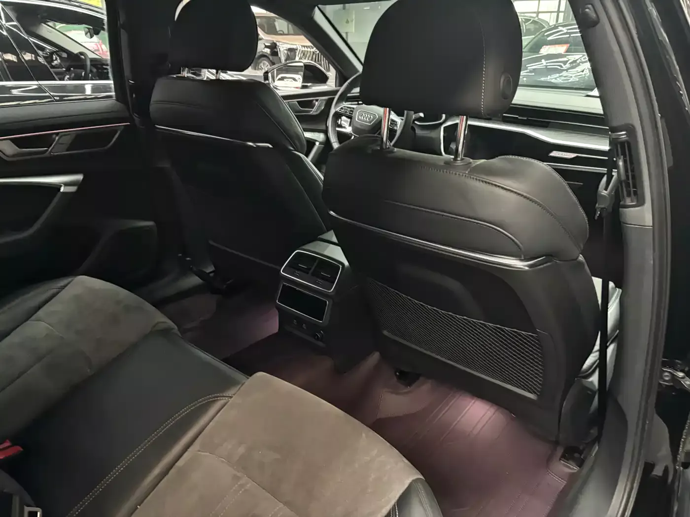 Audi A6L 2024 45 TFSI quattro Premium Dynamic фото 12