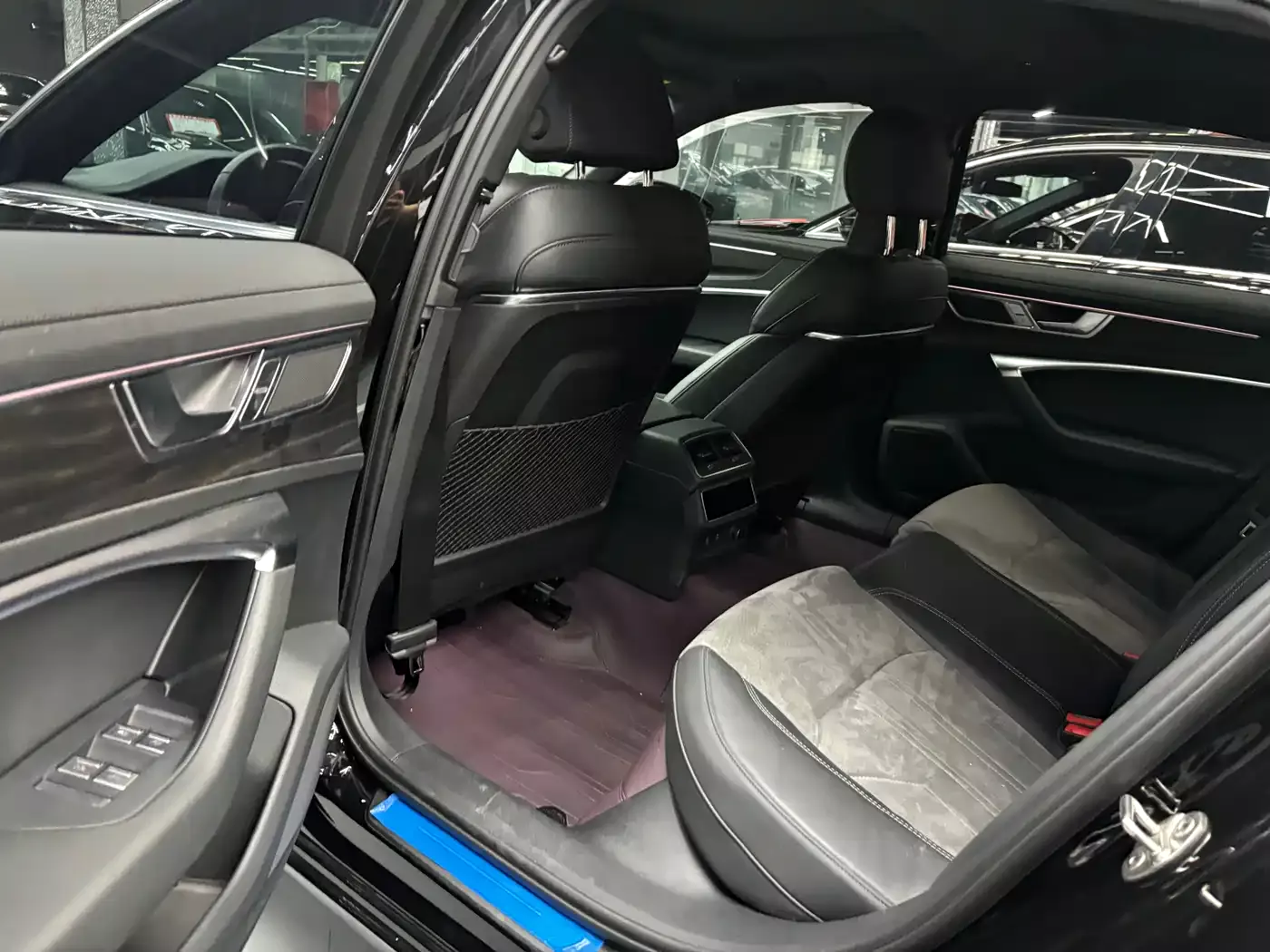 Audi A6L 2024 45 TFSI quattro Premium Dynamic фото 17