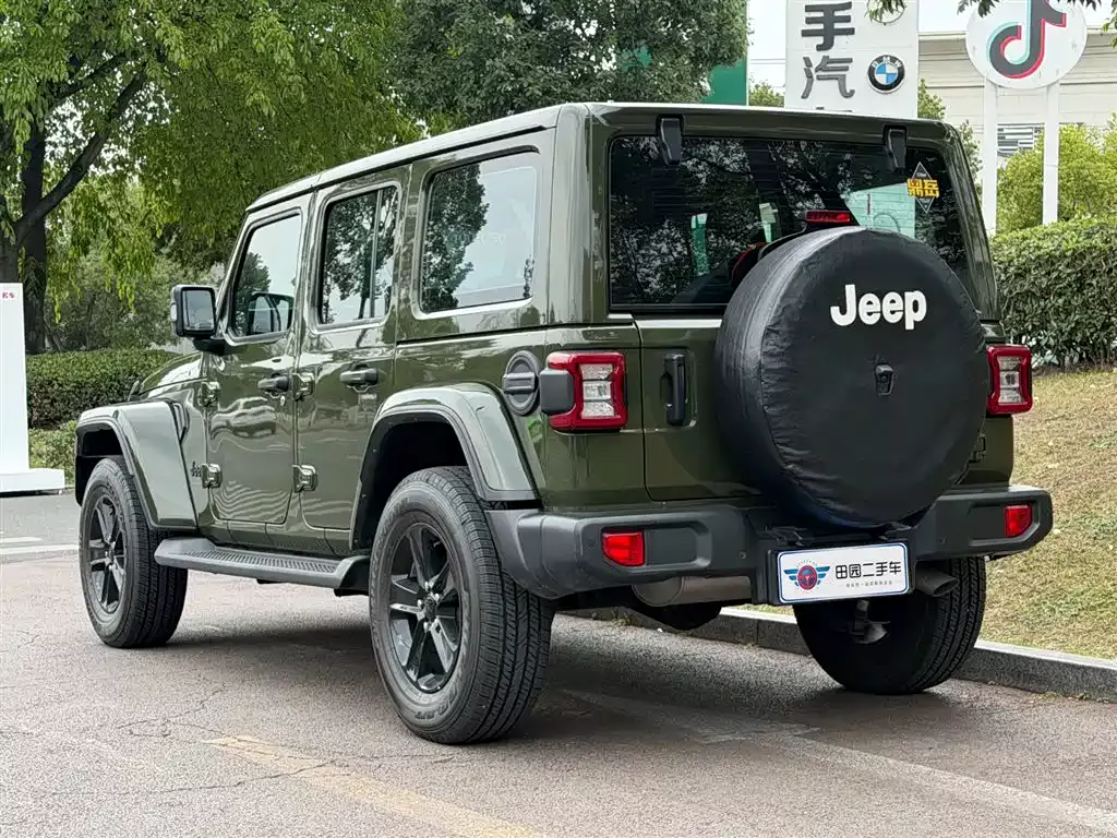 Jeep Wrangler 2022 2.0T Highland 4-Door фото 4