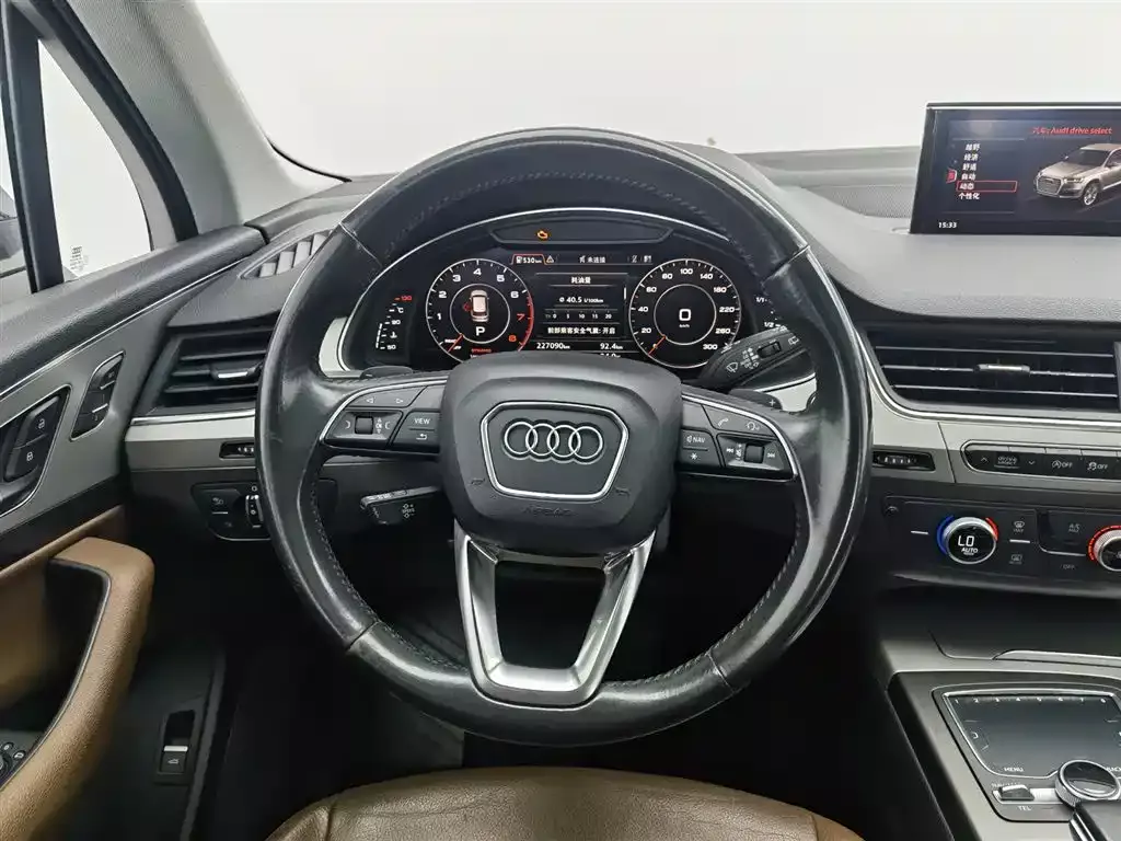 Audi Q7 2016 45 TFSI Technology фото 11