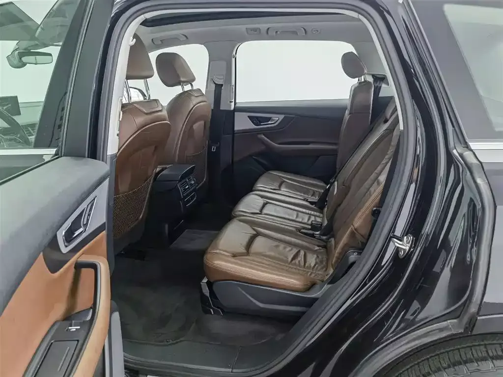 Audi Q7 2016 45 TFSI Technology фото 15