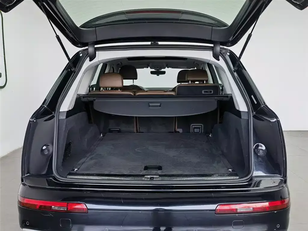 Audi Q7 2016 45 TFSI Technology фото 16