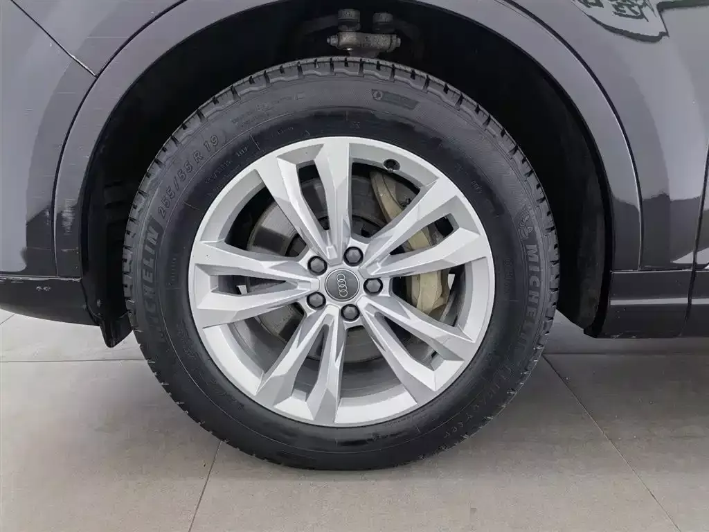 Audi Q7 2016 45 TFSI Technology фото 17