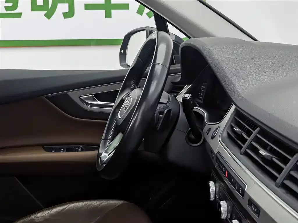Audi Q7 2016 45 TFSI Technology фото 22