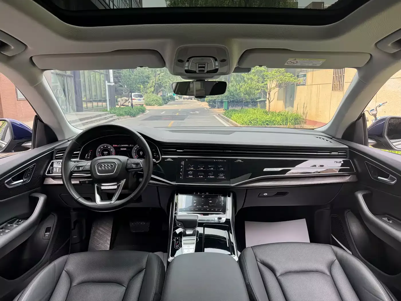 Audi Q8 2019 Model 55 TFSI Premium Dynamic фото 8