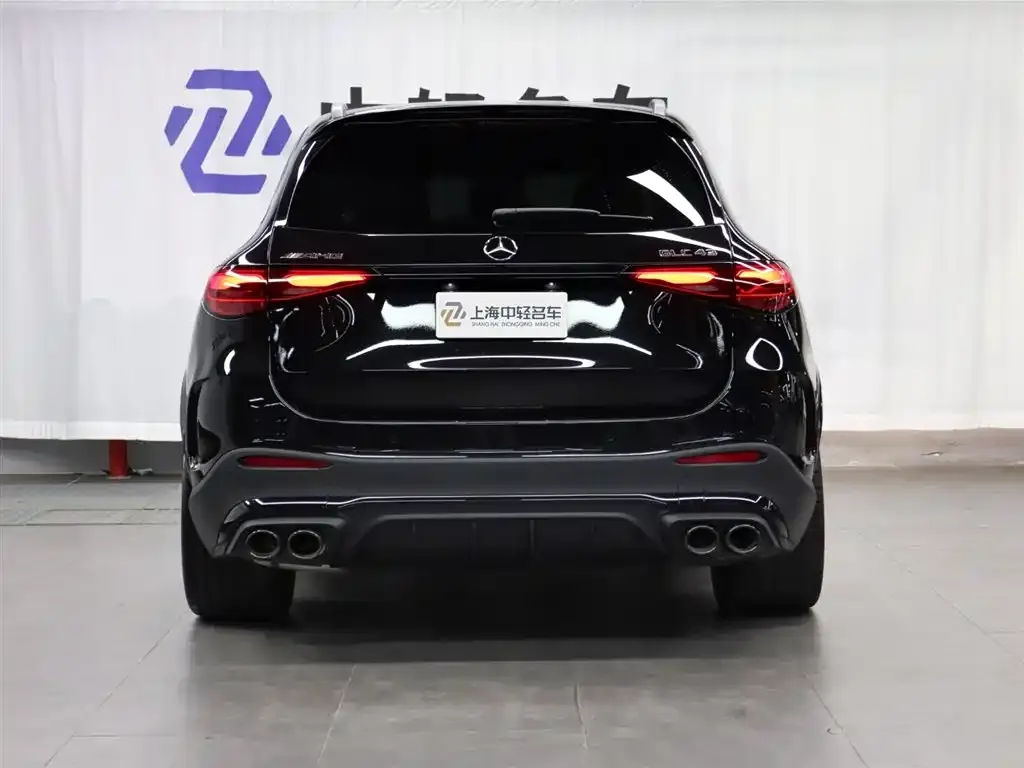 Mercedes-Benz GLC AMG 2026 AMG GLC 43 4MATIC фото 4