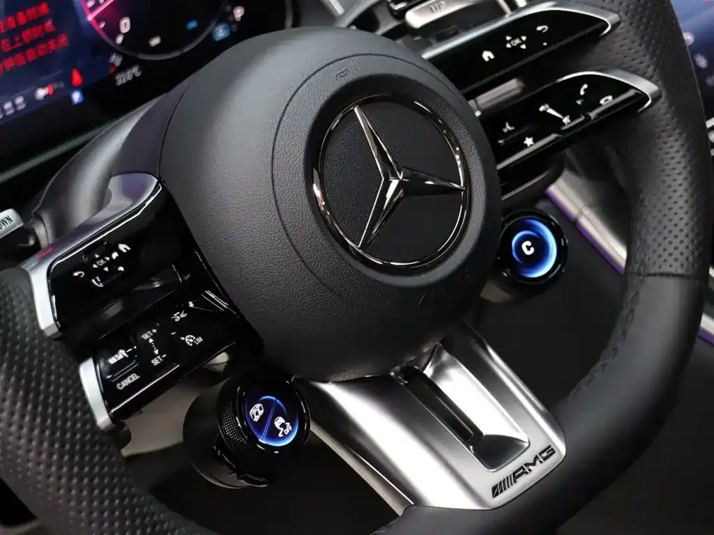 Mercedes-Benz GLC AMG 2026 AMG GLC 43 4MATIC фото 9