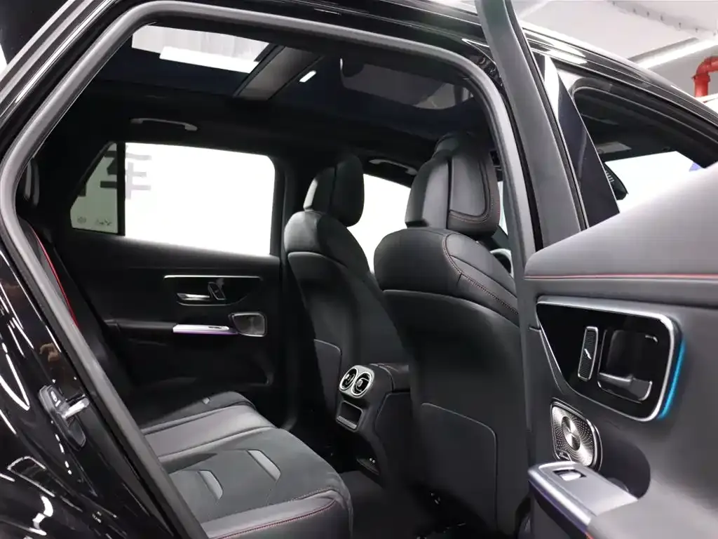 Mercedes-Benz GLC AMG 2026 AMG GLC 43 4MATIC фото 23