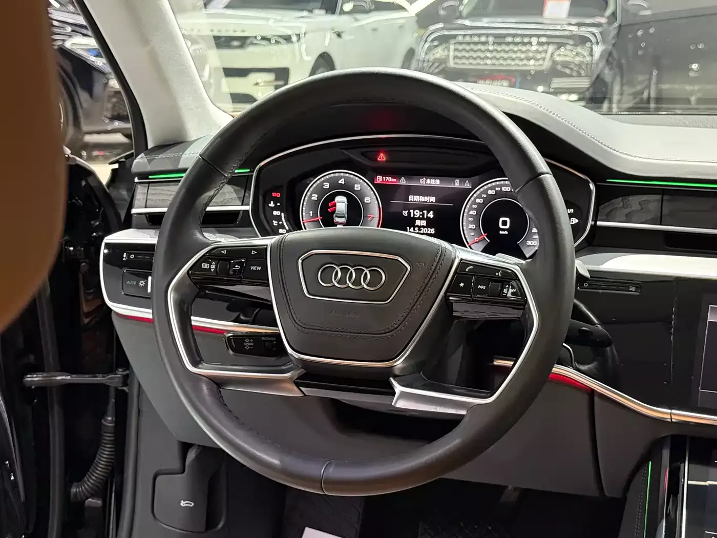 Audi A8 2022 A8L Horch Founder Edition Classic фото 14