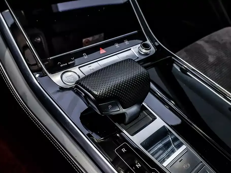 Audi Q8 2019 Model 55 TFSI Premium Dynamic фото 15