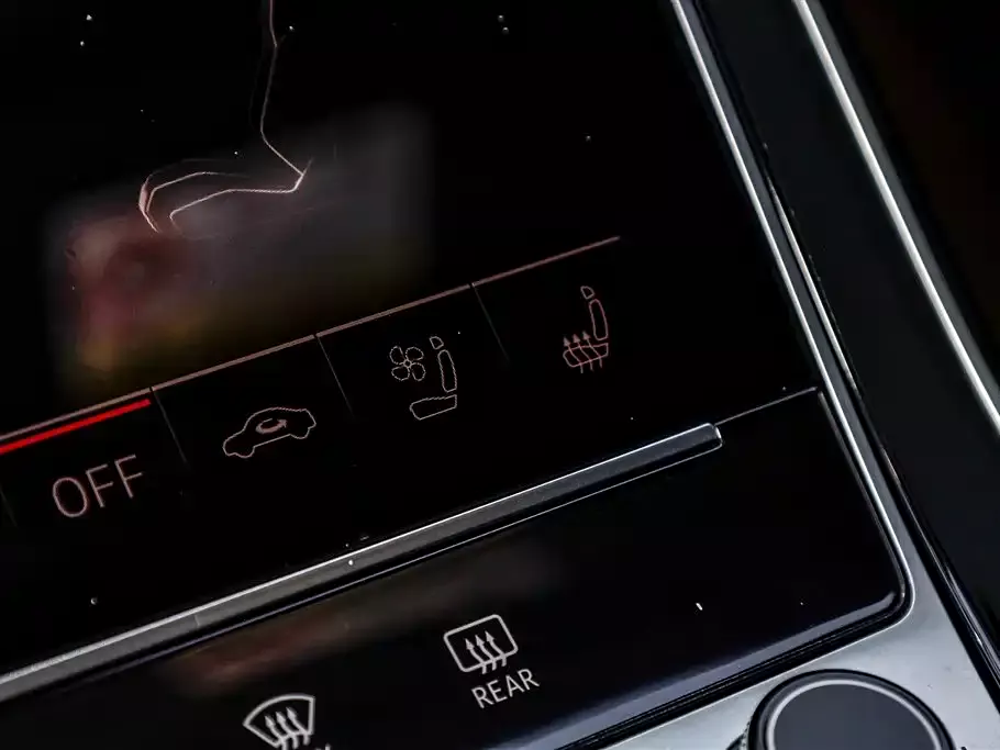 Audi Q8 2019 Model 55 TFSI Premium Dynamic фото 18