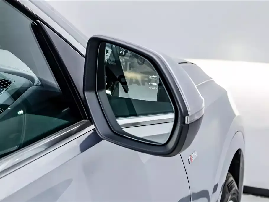 Audi Q8 2019 Model 55 TFSI Premium Dynamic фото 26
