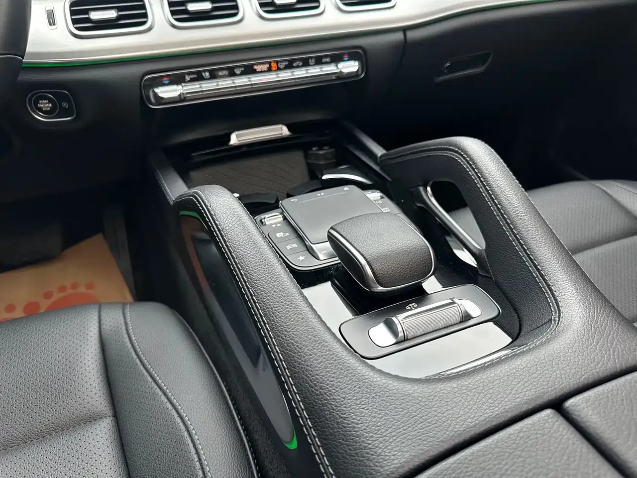 Mercedes-Benz GLE Coupe 2020 GLE 350 4MATIC Coupe SUV Luxury фото 13