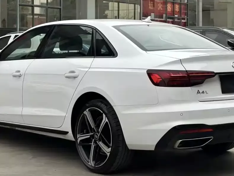 Audi A4L 2024 40 TFSI Luxury Dynamic фото 4