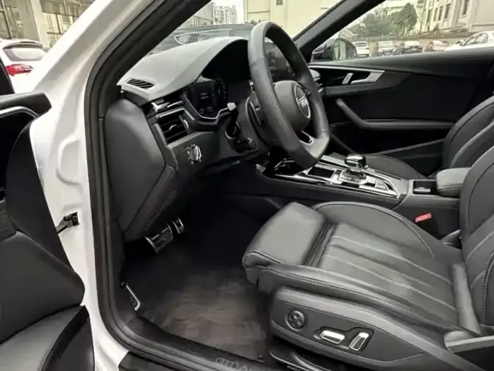 Audi A4L 2024 40 TFSI Luxury Dynamic фото 8