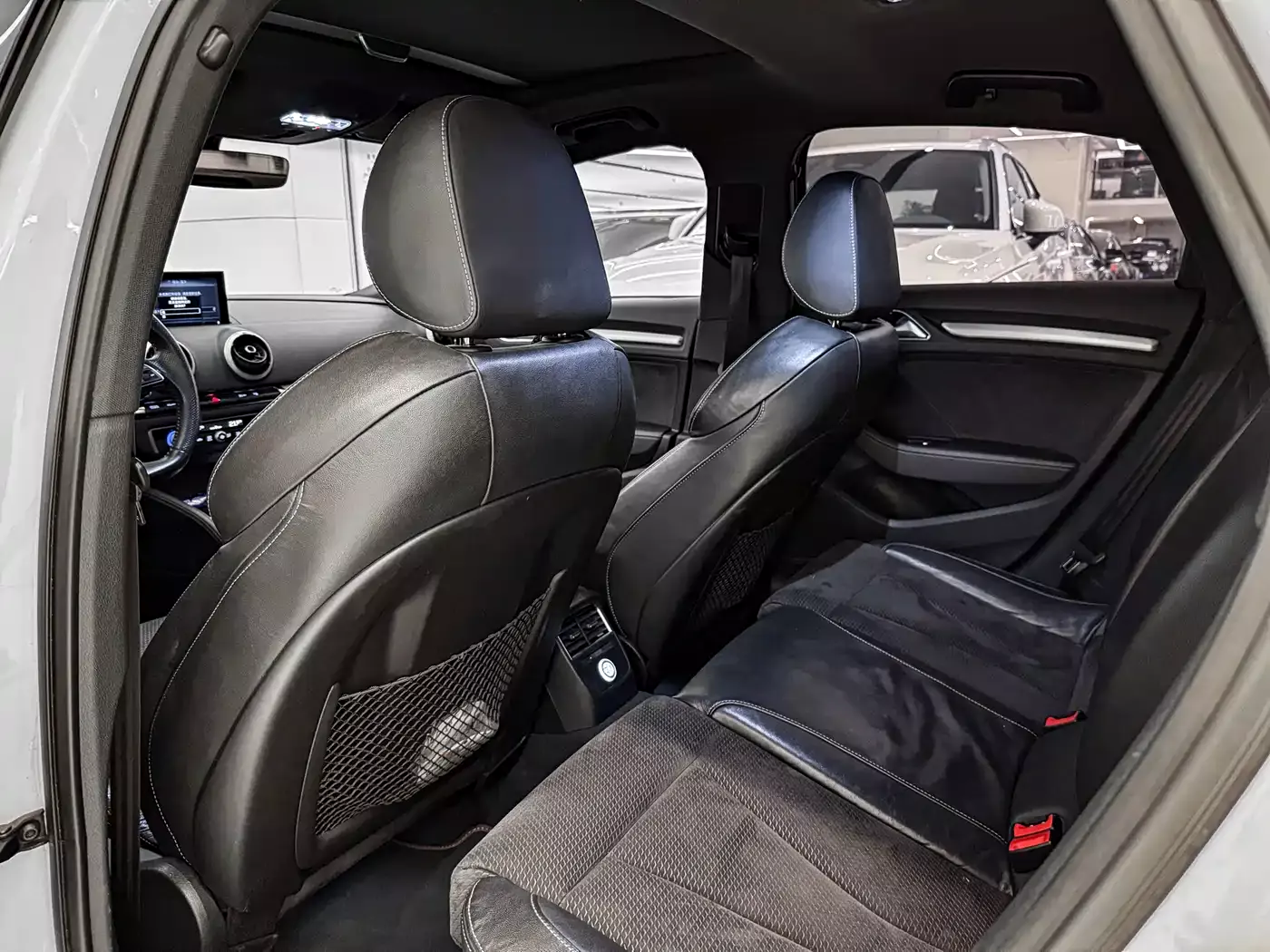 Audi S3 2017 Facelift S3 2.0T Limousine фото 8