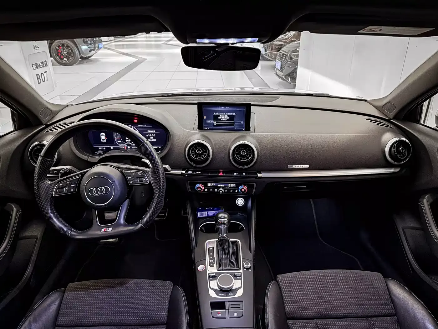 Audi S3 2017 Facelift S3 2.0T Limousine фото 11