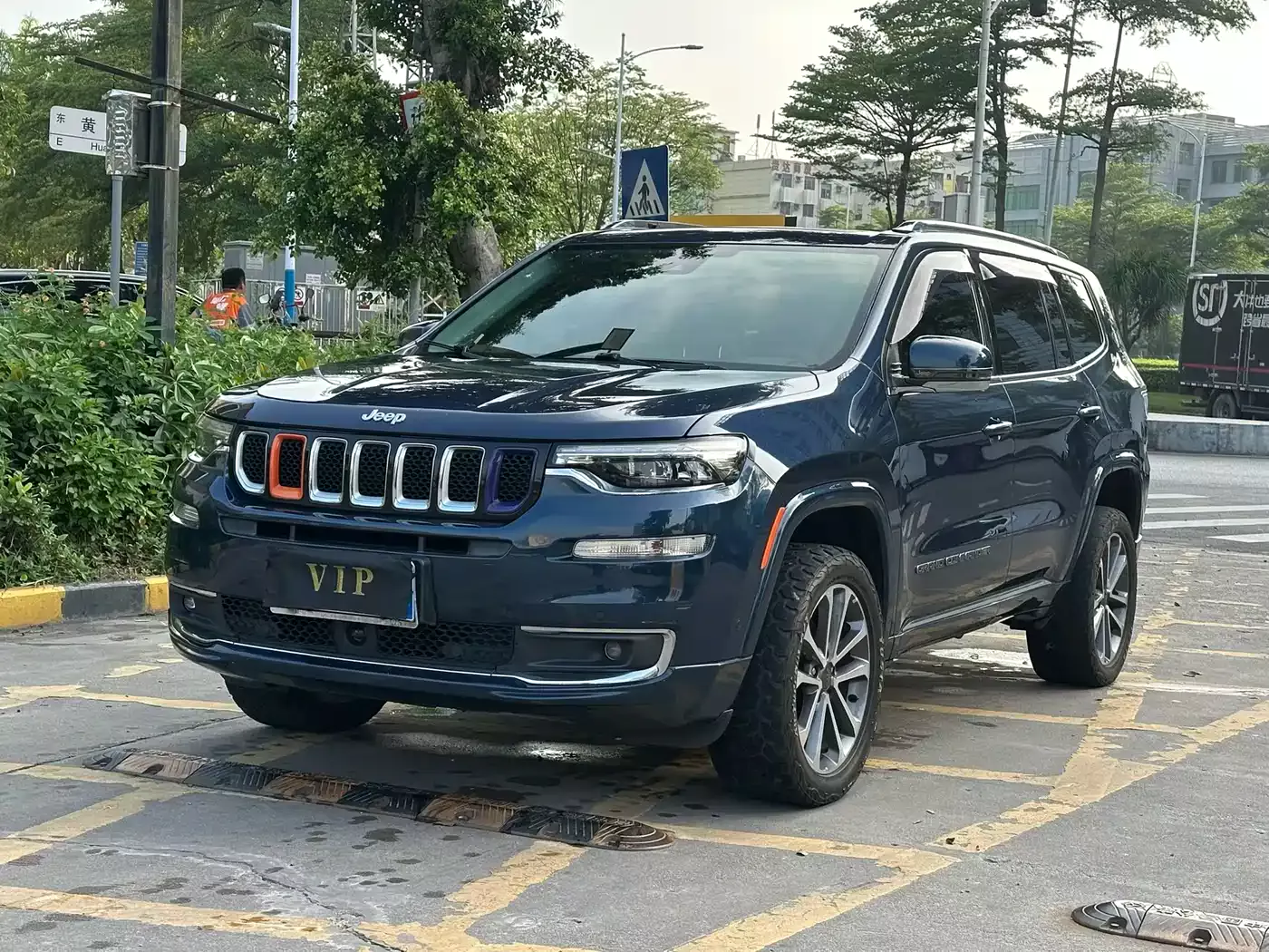 Jeep Grand Commander 2018 2.0T AWD Intelligent Edition (China V)