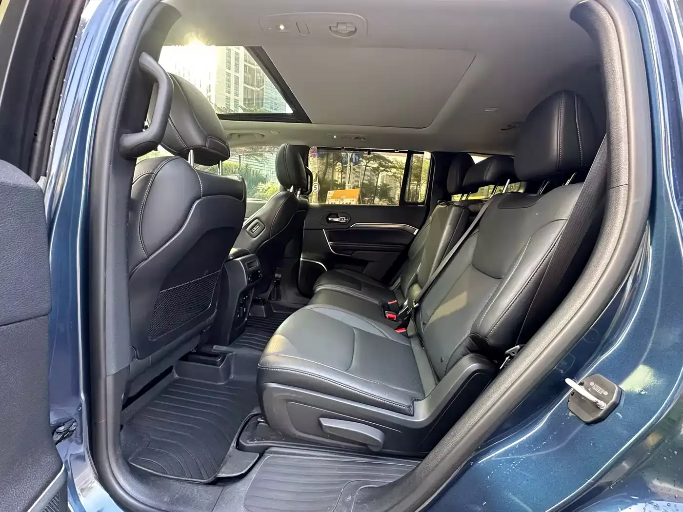 Jeep Grand Commander 2018 2.0T AWD Intelligent Edition (China V) фото 5