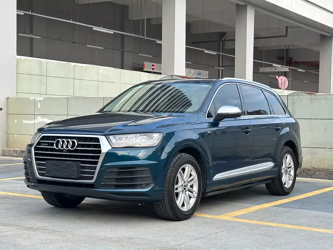 Audi Q7 2018 40 TFSI Comfort фото 3