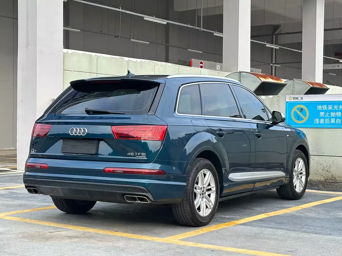 Audi Q7 2018 40 TFSI Comfort фото 9