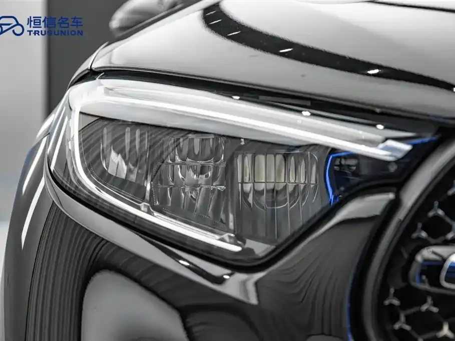 Mercedes-Benz GLC Coupe 2025 GLC 300 4MATIC Coupe SUV фото 5