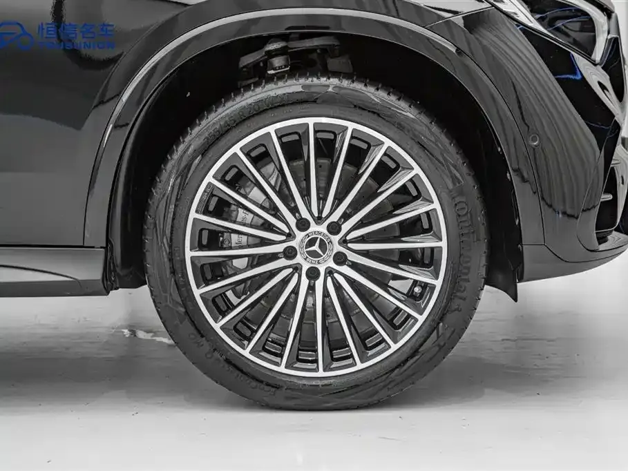 Mercedes-Benz GLC Coupe 2025 GLC 300 4MATIC Coupe SUV фото 7