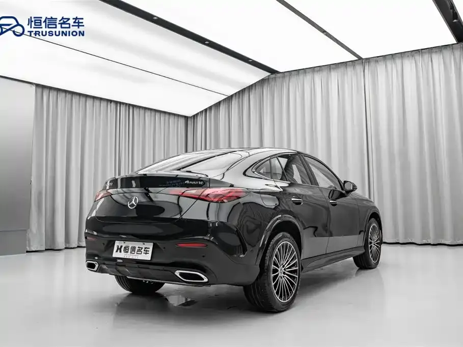 Mercedes-Benz GLC Coupe 2025 GLC 300 4MATIC Coupe SUV фото 9